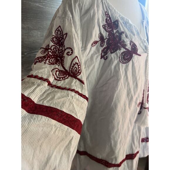 Velvet by Graham & Spencer Anthropologie Embroidered Striped Peasant Top Sz M - Picture 3 of 15